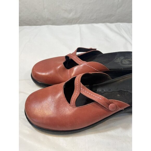 Clarks Womens  mauve Leather Heel Clogs Mule Shoes  size 11 - Picture 9 of 12